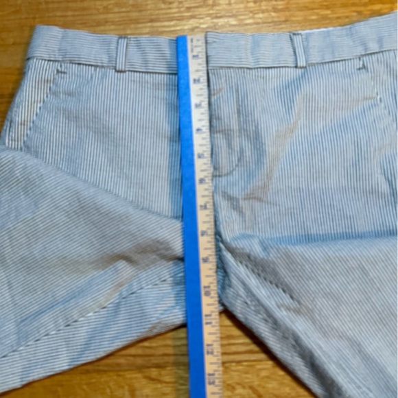 Banana Republic 10” Short Women's Size 4 Flat Front Gray Striped Shorts (a3 NWT - Picture 7 of 9